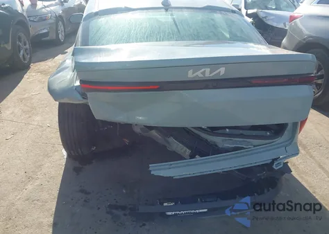 2025 Kia K4 Lxs z USA, uszkodzony, nr VIN 3KPFT4DE6SE205055